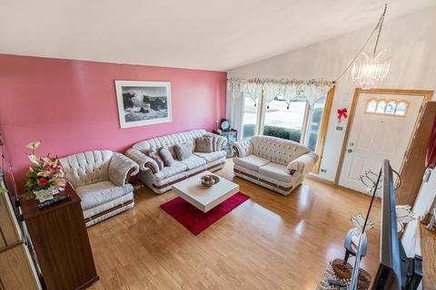 2155 Lee St, Des Plaines, IL 60018 photo 5