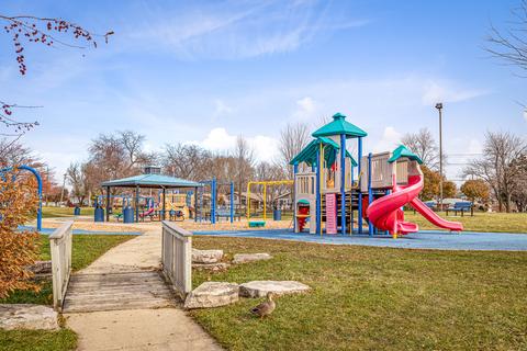 2155 Lee St, Des Plaines, IL 60018 photo 20