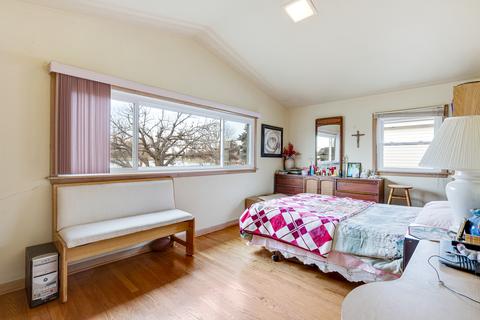 2155 Lee St, Des Plaines, IL 60018 photo 9