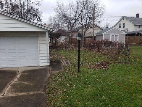 513 Bangs St, Aurora, IL 60505 photo 4