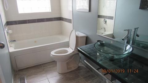 2736 E Goodrich Ave, Burnham, IL 60633 photo 18