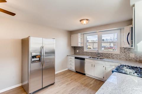 5549 Mcdermott Dr, Berkeley, IL 60163 photo 9