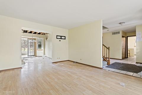 86 N Forestview Ln, Aurora, IL 60502 photo 4