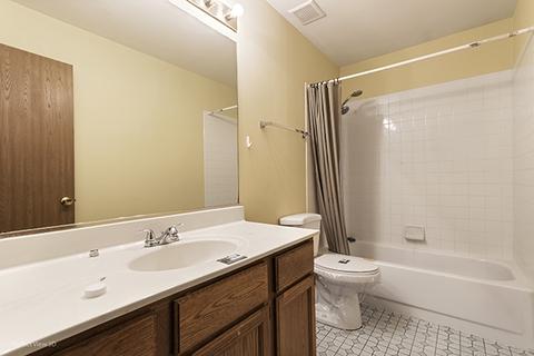 86 N Forestview Ln, Aurora, IL 60502 photo 16