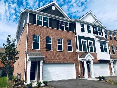 30 Grey Wolf Dr, Wheeling, IL 60090 photo 1