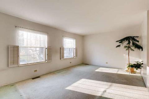 44 Forest Ln, Cary, IL 60013 photo 4