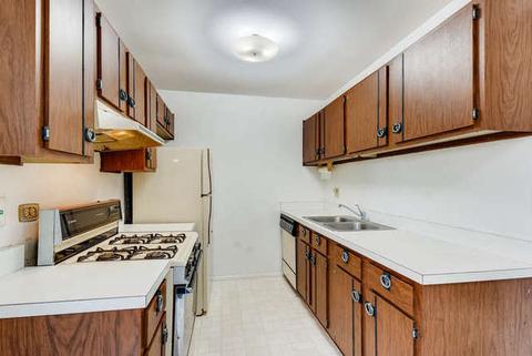 44 Forest Ln, Cary, IL 60013 photo 5