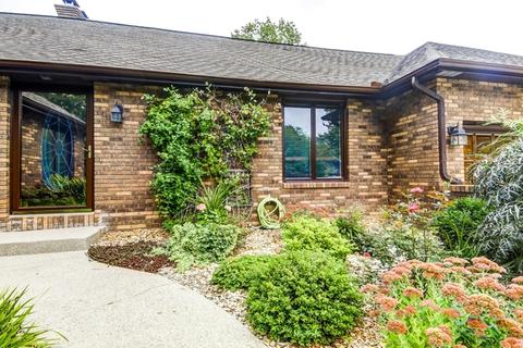 2003 Hedgewood Dr, Bloomington, IL 61704 photo 5