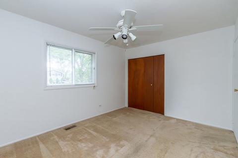 1690 Pierce Rd, Hoffman Estates, IL 60169 photo 14