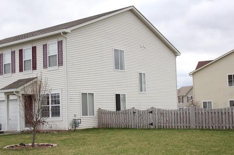 3228 Hoffman St, Plano, IL 60545 photo 2
