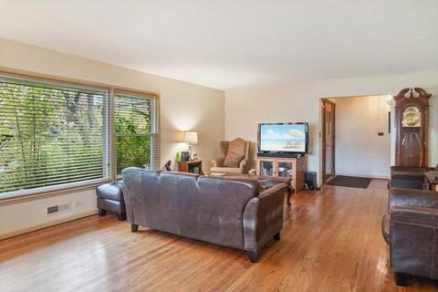1114 Marcey Ave, Wheaton, IL 60189 photo 7