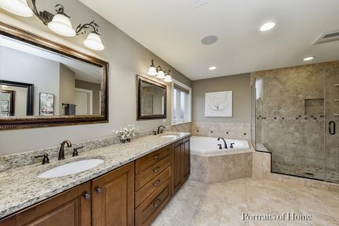 2064 Windham Cir, Wheaton, IL 60187 photo 13