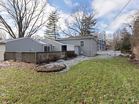 25 W726 Harrison Ave, Wheaton, IL 60187 photo 16