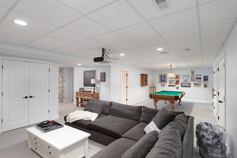 636 N Eagle St, Naperville, IL 60563 photo 33