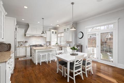 636 N Eagle St, Naperville, IL 60563 photo 6