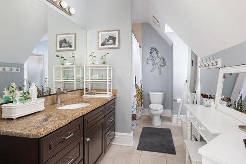 636 N Eagle St, Naperville, IL 60563 photo 26