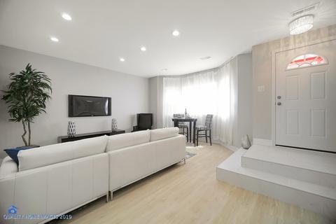 832 E 44th St, Chicago, IL 60653 photo 17