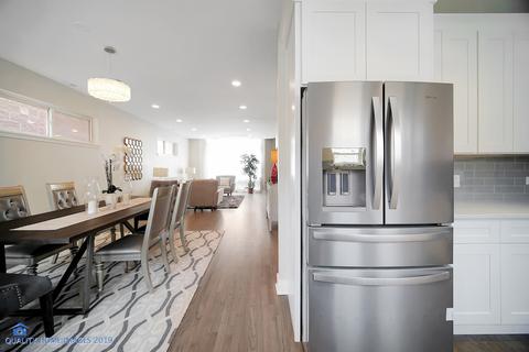 832 E 44th St, Chicago, IL 60653 photo 10