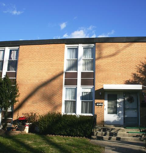 1885 Pine St, Des Plaines, IL 60018 photo 1