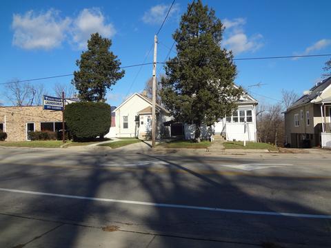 704 Villa St, Elgin, IL 60120 photo 1