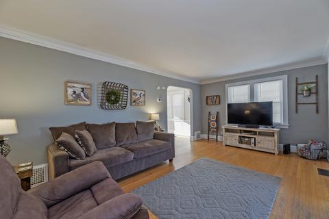 263 E Maple Ave, Villa Park, IL 60181 photo 5
