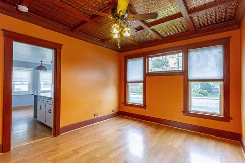 56 Monroe St, Elgin, IL 60123 photo 9