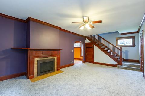 56 Monroe St, Elgin, IL 60123 photo 6