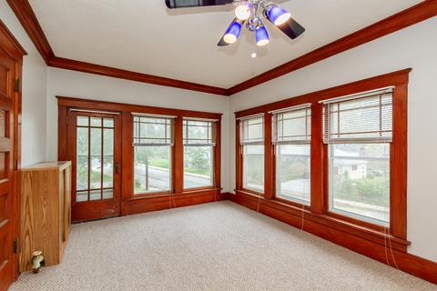 56 Monroe St, Elgin, IL 60123 photo 20