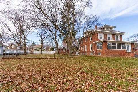 56 Monroe St, Elgin, IL 60123 photo 32