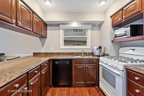 1108 Needham Rd, Naperville, IL 60563 photo 4
