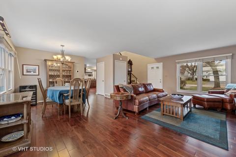 1108 Needham Rd, Naperville, IL 60563 photo 6