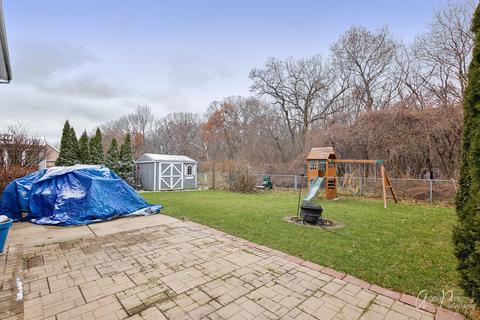 2075 Monday Dr, Elgin, IL 60123 photo 25