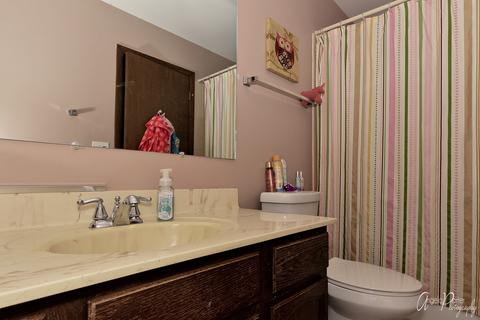 2075 Monday Dr, Elgin, IL 60123 photo 23