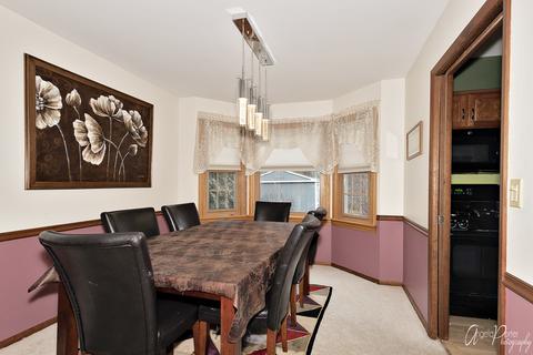 2075 Monday Dr, Elgin, IL 60123 photo 8