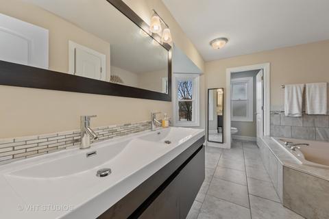 4248 White Eagle Dr, Naperville, IL 60564 photo 17