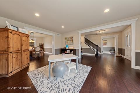 4248 White Eagle Dr, Naperville, IL 60564 photo 8