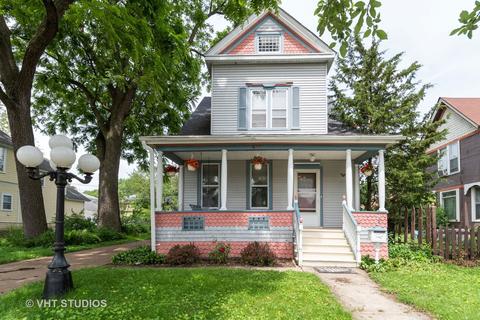 425 Grant Pl, Aurora, IL 60505 photo 1