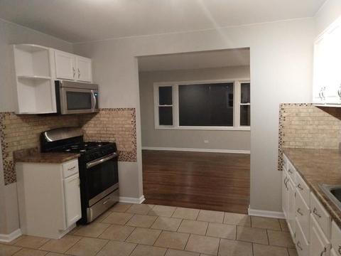 7735 W 81st Pl, Bridgeview, IL 60455 photo 5