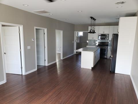 321 9th St, Peru, IL 61354 photo 5