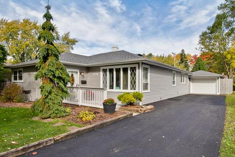 3106 Swallow Ln, Rolling Meadows, IL 60008 photo 1