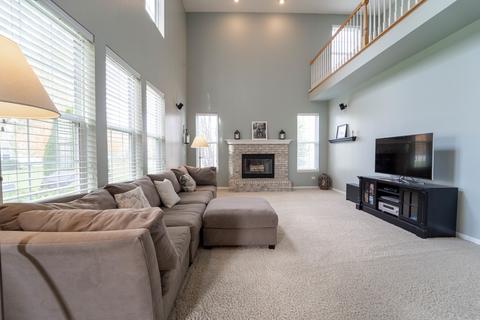 1909 Crestview Dr, Plainfield, IL 60586 photo 2