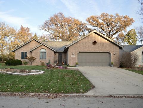 2822 Emerald Dr, Ottawa, IL 61350 photo 1