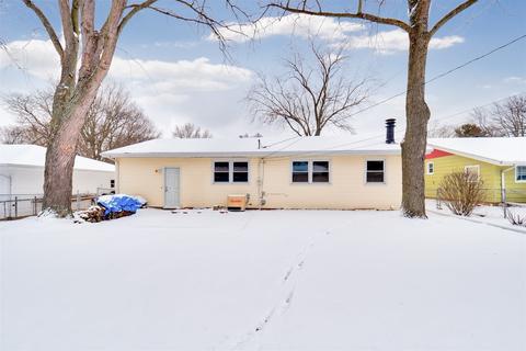 8 Ardith Dr, Normal, IL 61761 photo 3