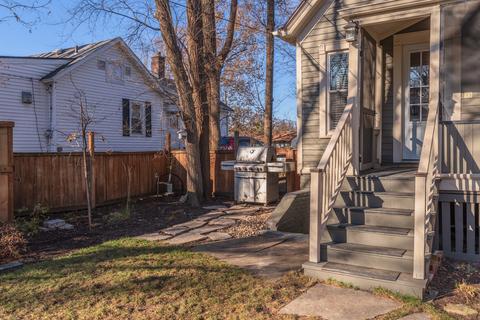 907 E Chestnut St, Bloomington, IL 61701 photo 63