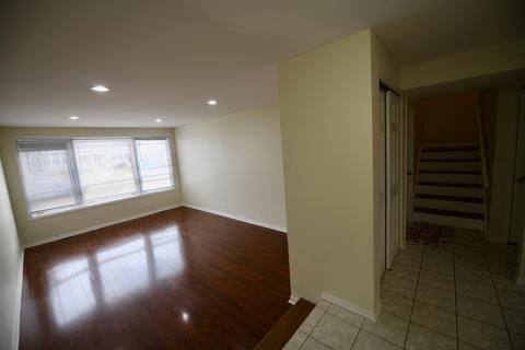 9386 Hamlin Ave, Des Plaines, IL 60016 photo 5