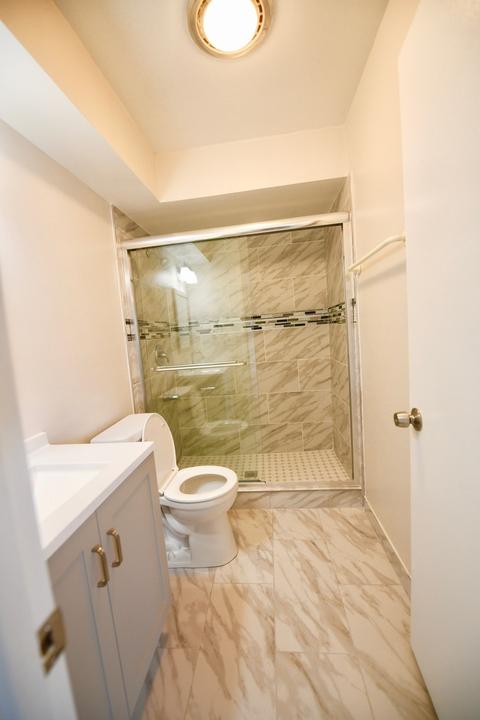9386 Hamlin Ave, Des Plaines, IL 60016 photo 24