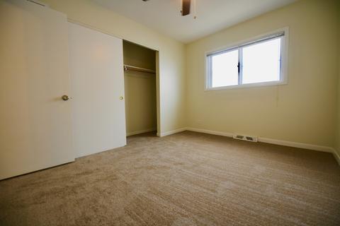 9386 Hamlin Ave, Des Plaines, IL 60016 photo 28