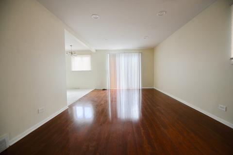 9386 Hamlin Ave, Des Plaines, IL 60016 photo 8