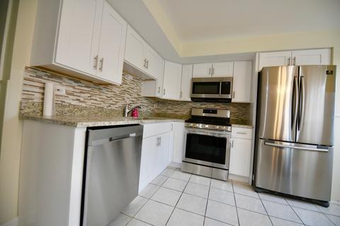 9386 Hamlin Ave, Des Plaines, IL 60016 photo 19