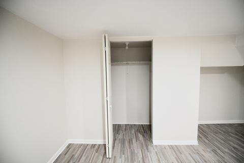 9386 Hamlin Ave, Des Plaines, IL 60016 photo 33